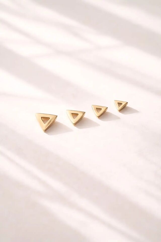 Altın Küpe Üçgen Minimal Model 14 Ayar