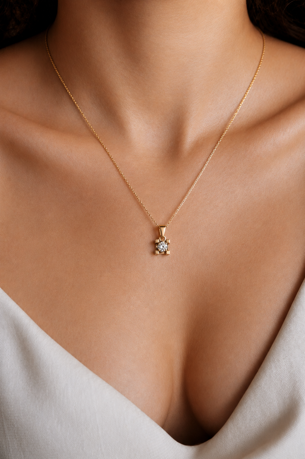 Altın Tek Taş Elmas Kolye 0,02 Ct | 1,8 Gr